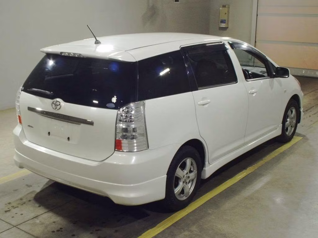 TOYOTA WISH
