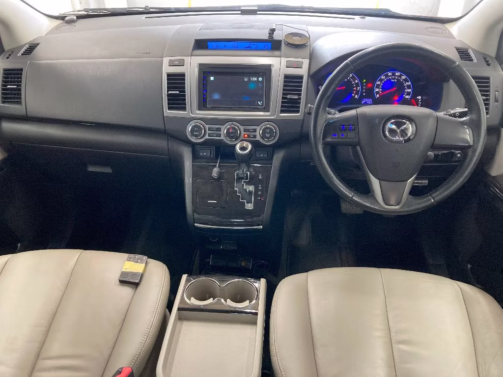 MAZDA MPV