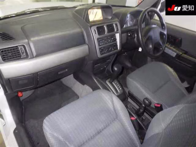 MITSUBISHI PAJERO IO