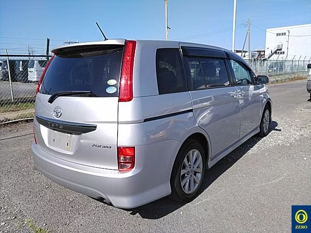 TOYOTA ISIS