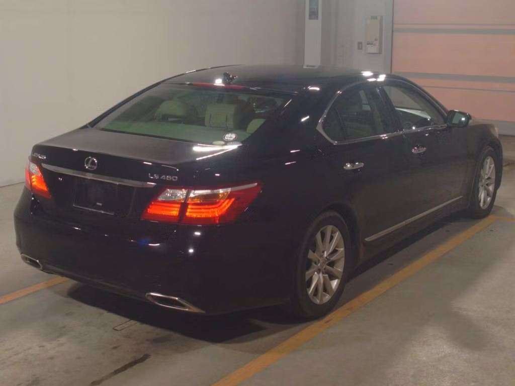 LEXUS LS460
