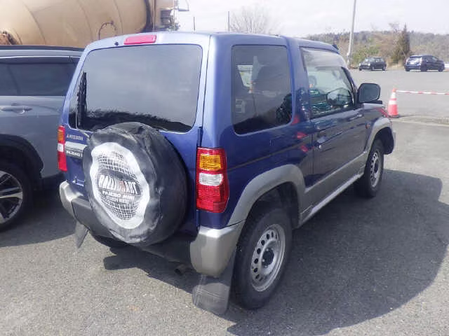 MITSUBISHI PAJERO MINI