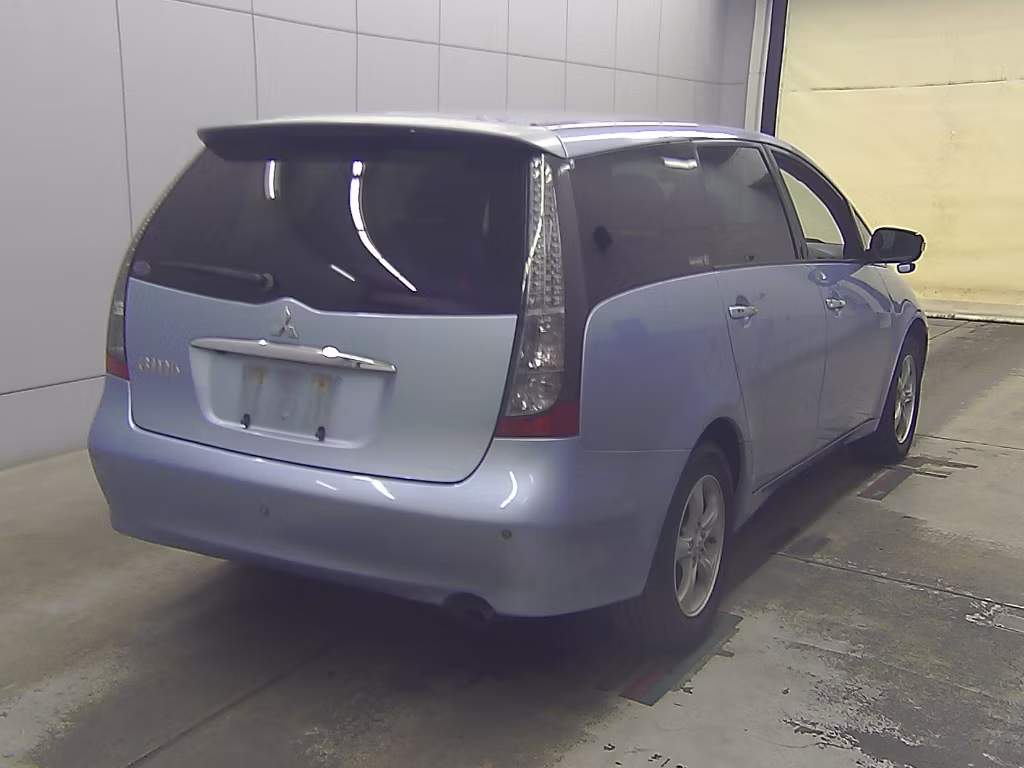 MITSUBISHI GRANDIS