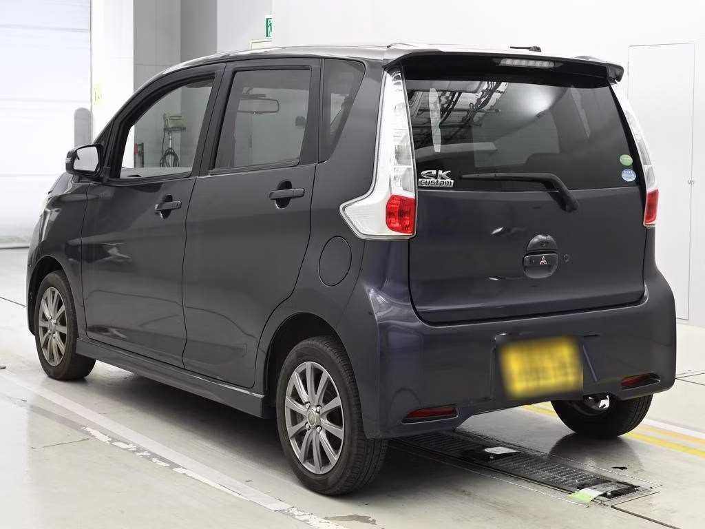 MITSUBISHI EK CUSTOM