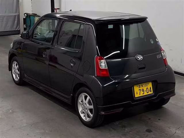 DAIHATSU ESSE
