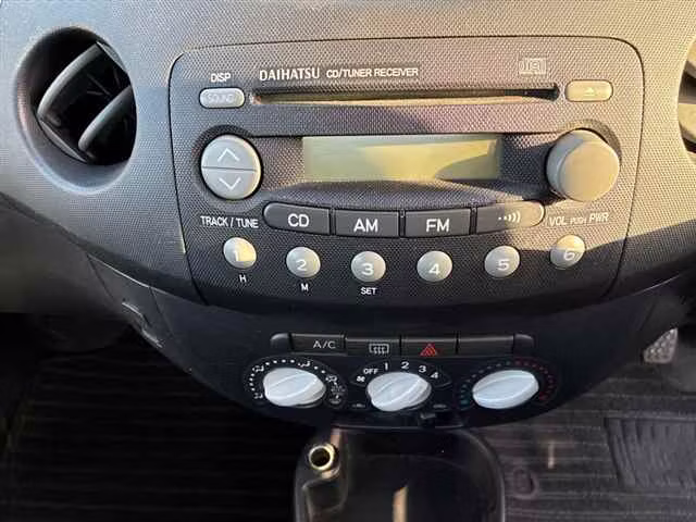 DAIHATSU ESSE
