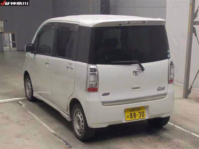 DAIHATSU TANTO EXE