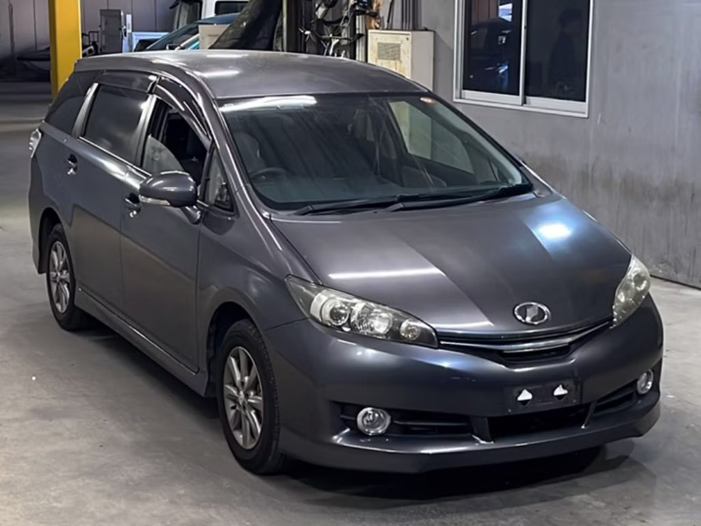 TOYOTA WISH