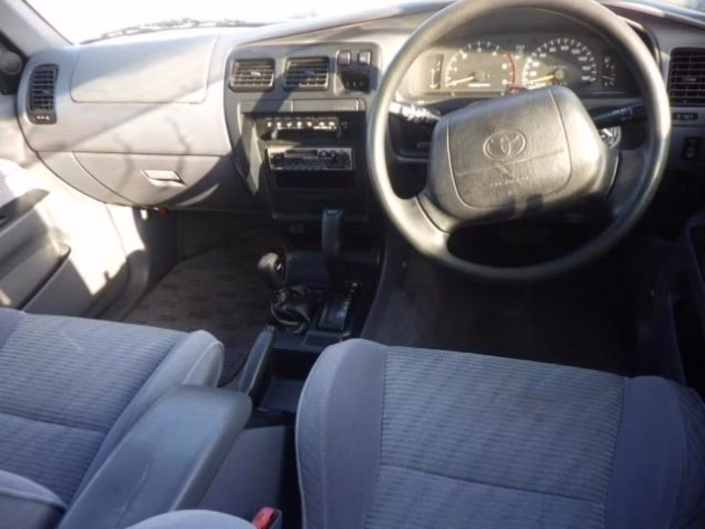 TOYOTA HILUX SURF