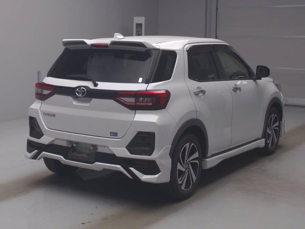 TOYOTA RAIZE
