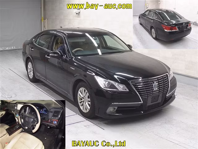 TOYOTA CROWN