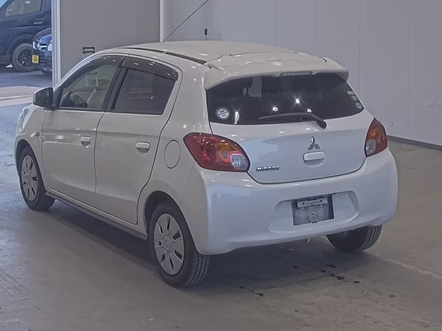 MITSUBISHI MIRAGE