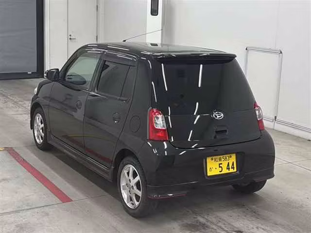 DAIHATSU ESSE