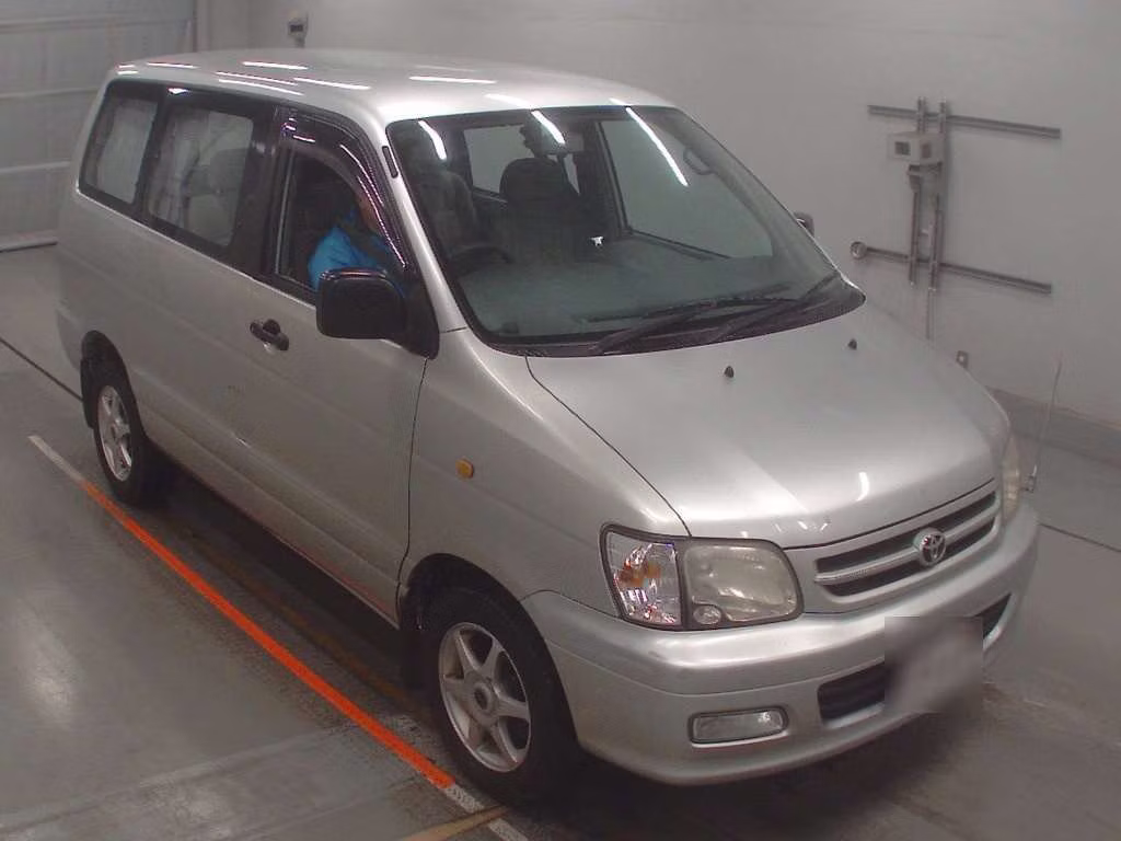 TOYOTA TOWN ACE NOAH