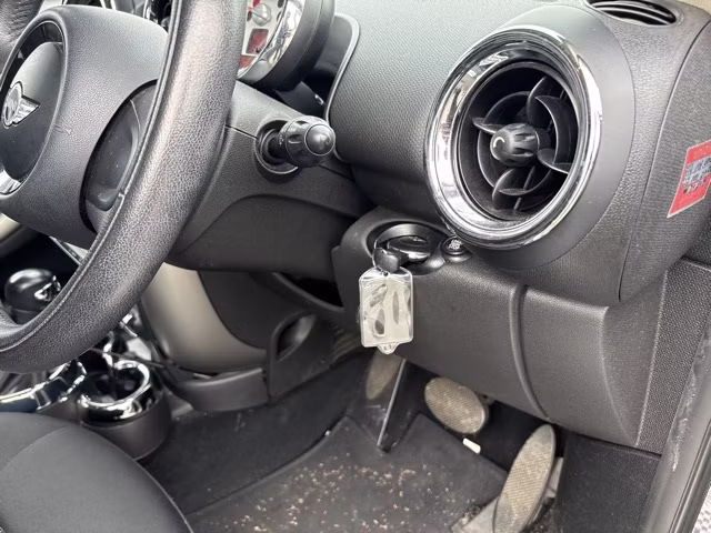 MINI CROSSOVER