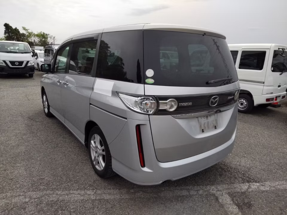 MAZDA BIANTE