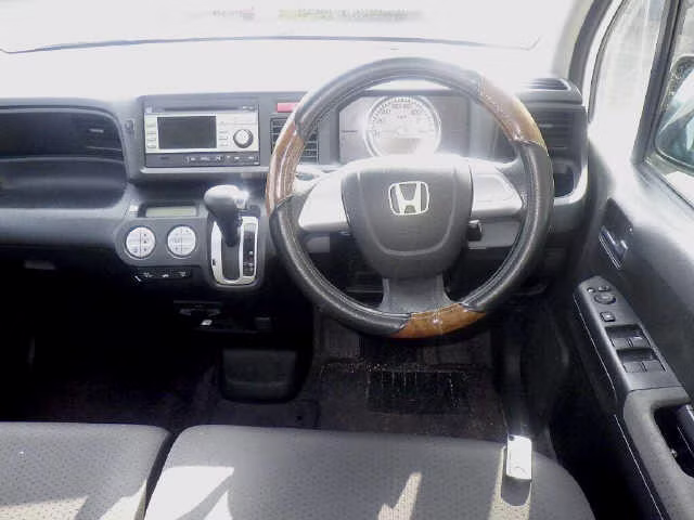 HONDA LIFE