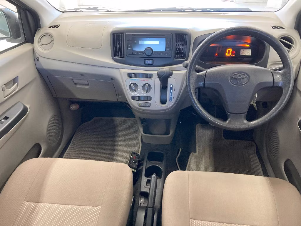 TOYOTA PIXIS EPOCH