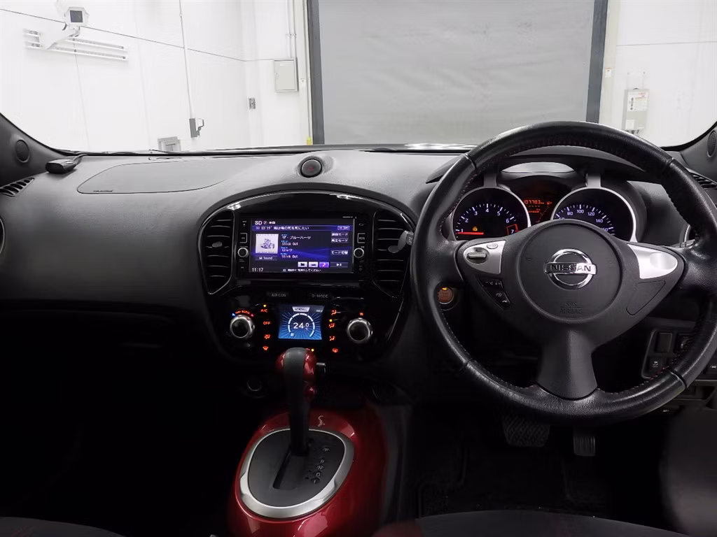 NISSAN JUKE