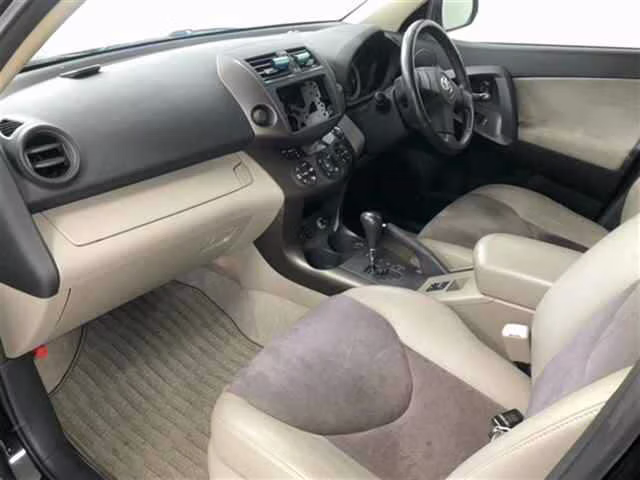 TOYOTA VANGUARD