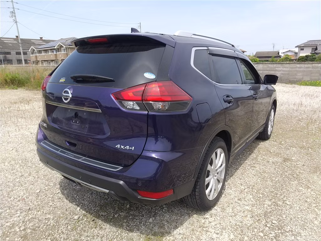 NISSAN X-TRAIL