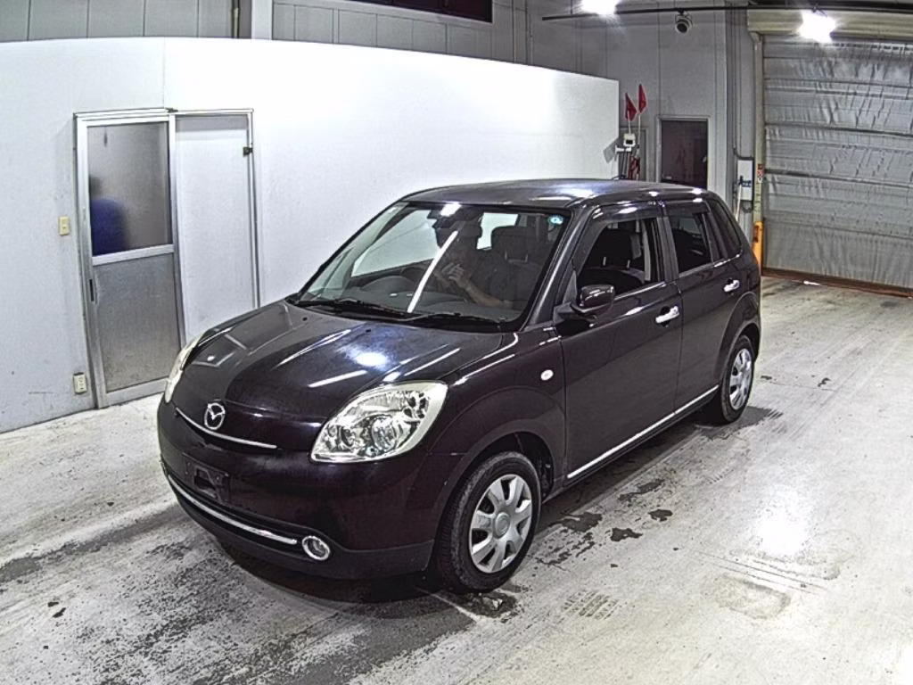 MAZDA VERISA