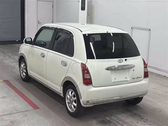 DAIHATSU MIRA GINO