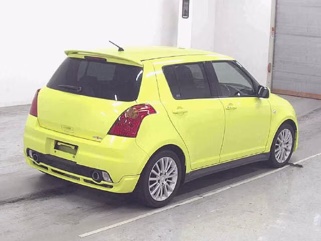 SUZUKI SWIFT