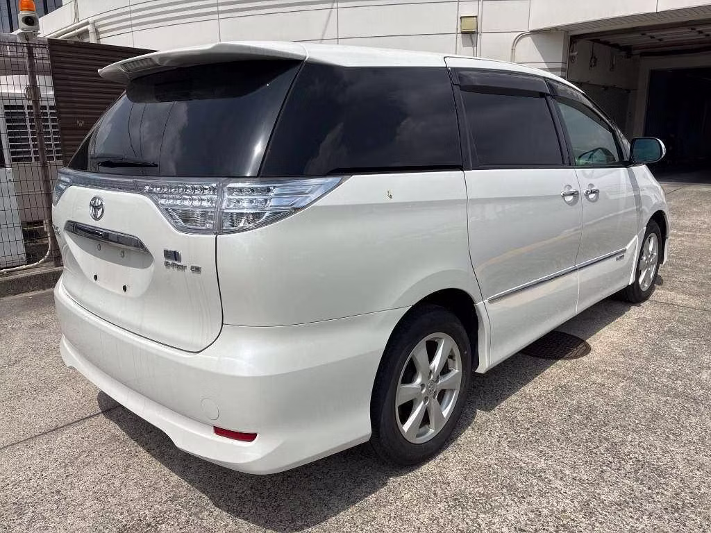 TOYOTA ESTIMA