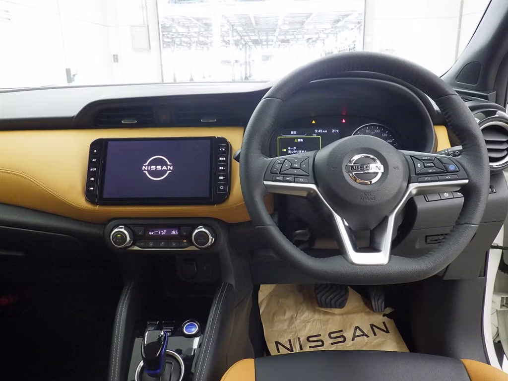 NISSAN KICKS