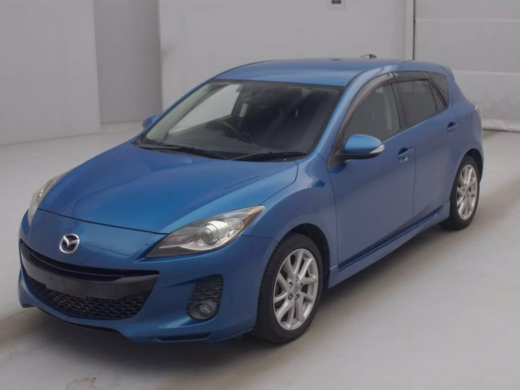MAZDA AXELA