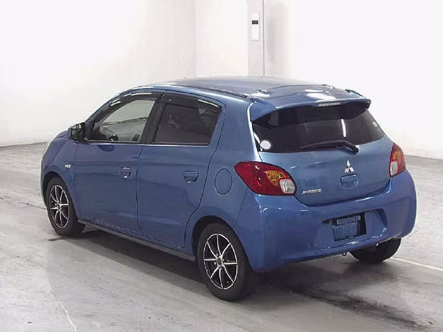 MITSUBISHI MIRAGE