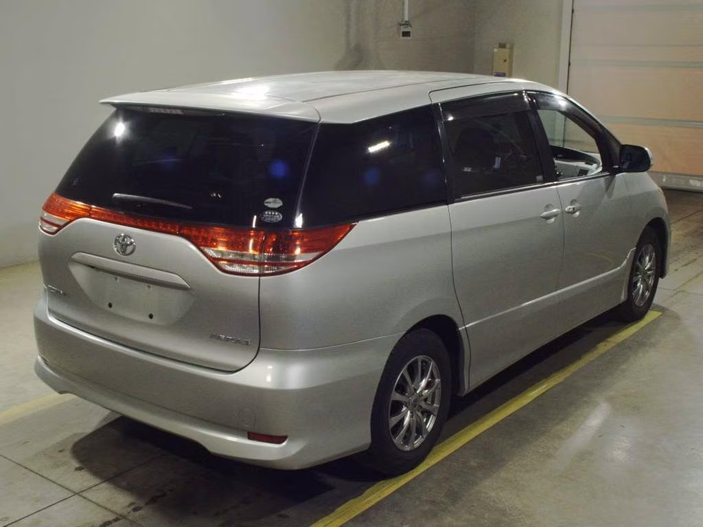 TOYOTA ESTIMA