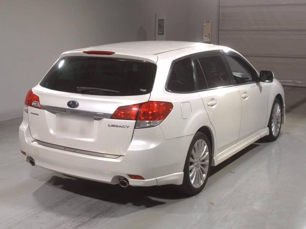 SUBARU LEGACY