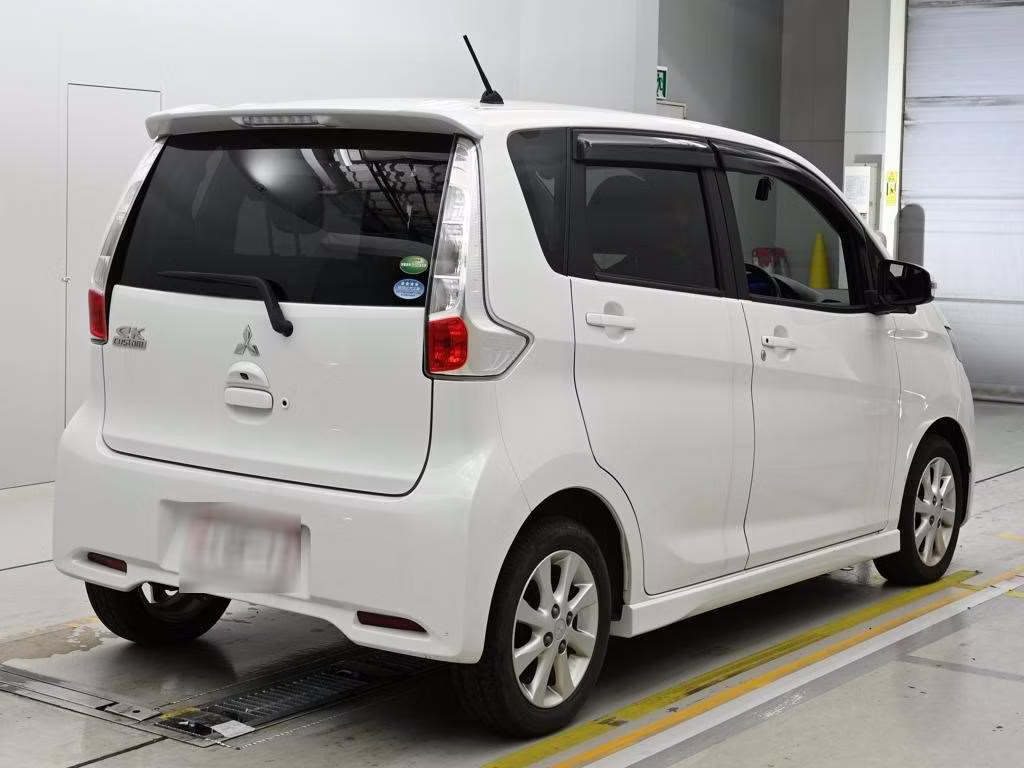 MITSUBISHI EK CUSTOM