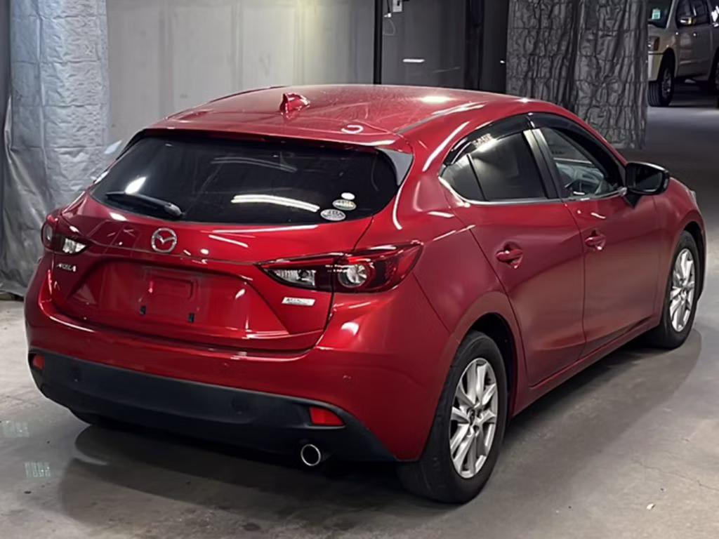 MAZDA AXELA