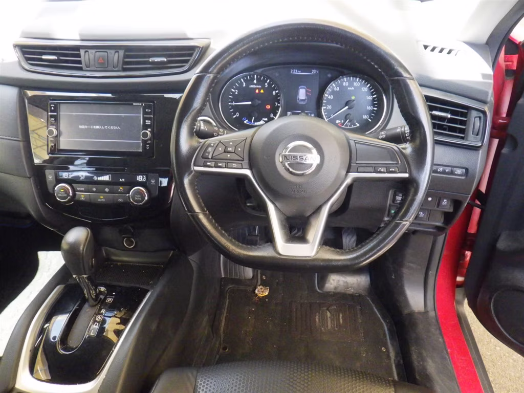 NISSAN X-TRAIL