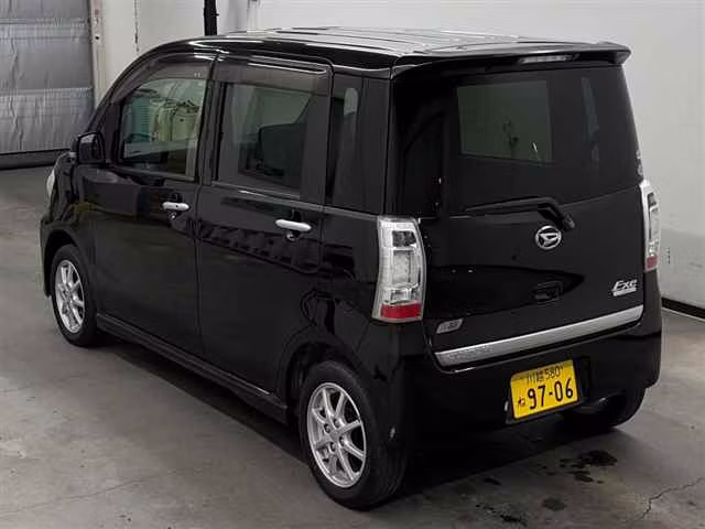 DAIHATSU TANTO EXE