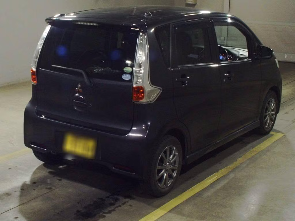 MITSUBISHI EK CUSTOM