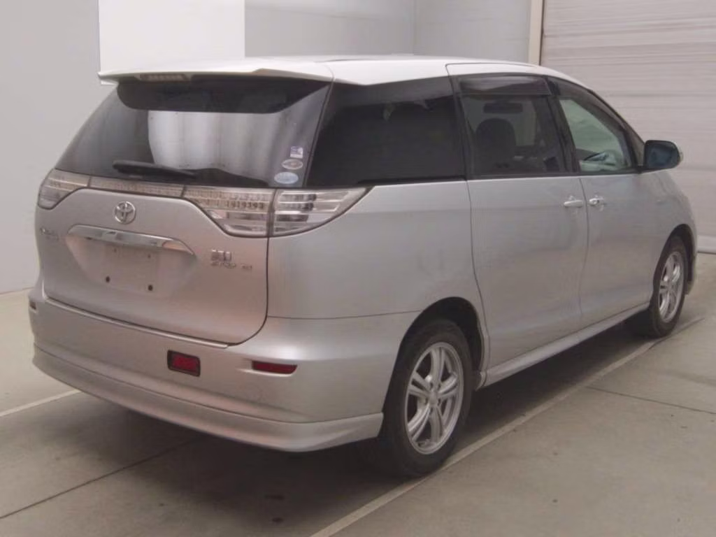 TOYOTA ESTIMA