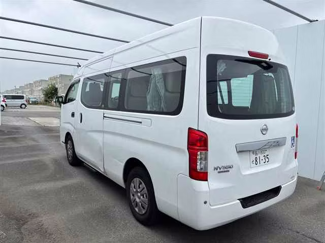 NISSAN NV350 CARAVAN