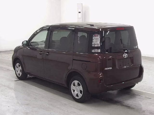 TOYOTA SIENTA