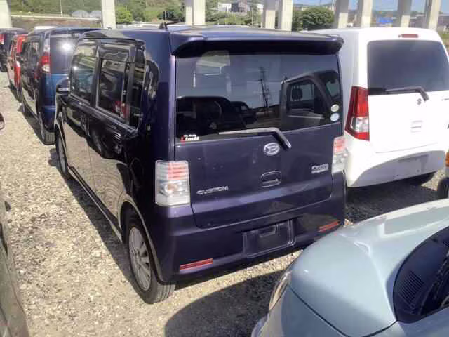 DAIHATSU MOVE CONTE