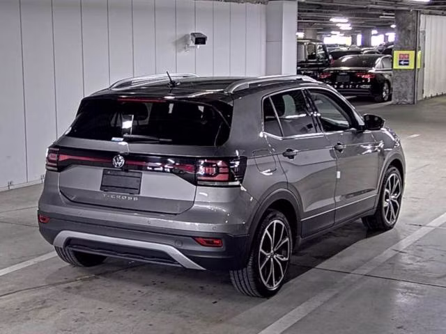 VOLKSWAGEN T-CROSS