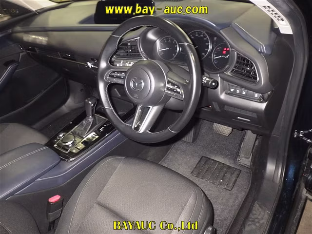 MAZDA CX-30