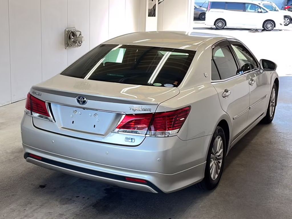 TOYOTA CROWN