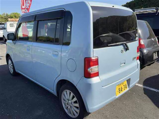 DAIHATSU MOVE CONTE