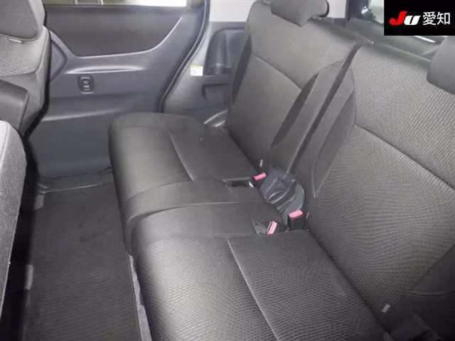 MITSUBISHI DELICA D:2