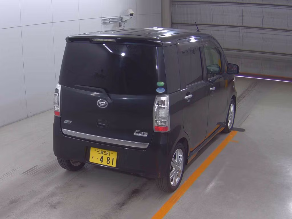 DAIHATSU TANTO EXE