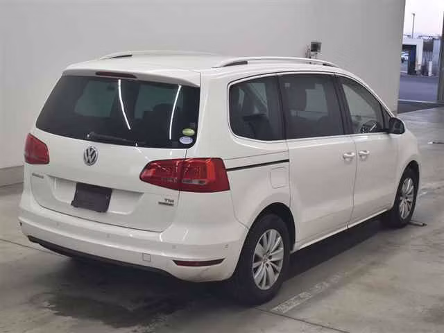 VOLKSWAGEN SHARAN